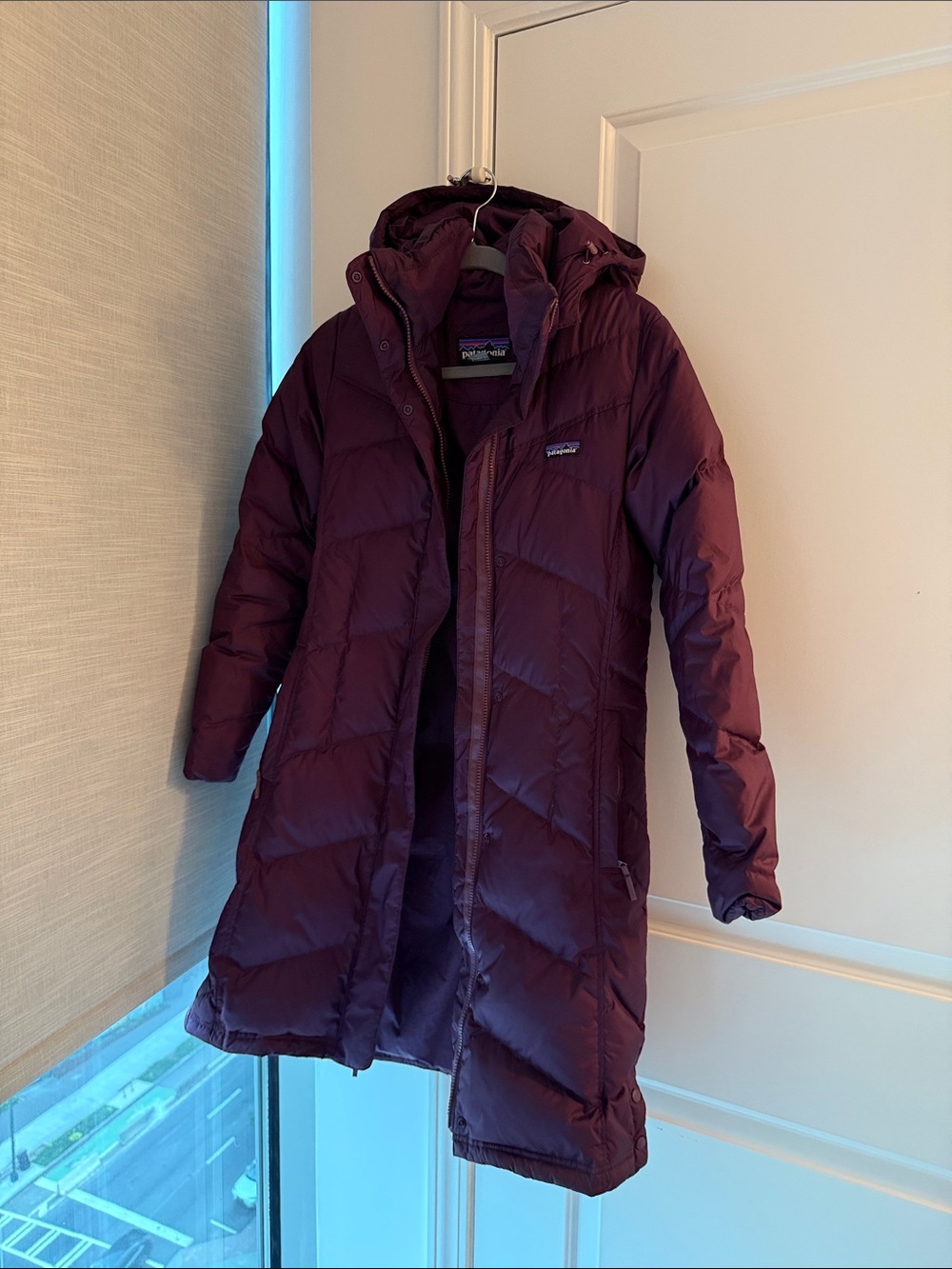 Patagonia Women's Down with it Puffer Jacket - Plum XS